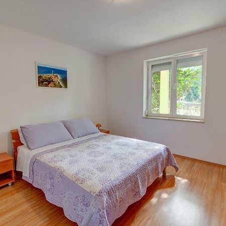Apartments Savar - Ilo Brbinj Luaran gambar