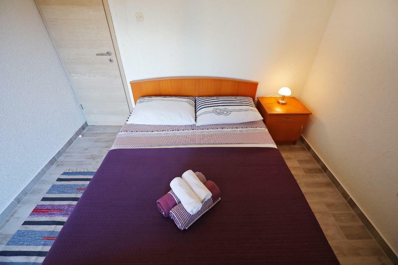 Apartments Savar - Ilo Brbinj Luaran gambar