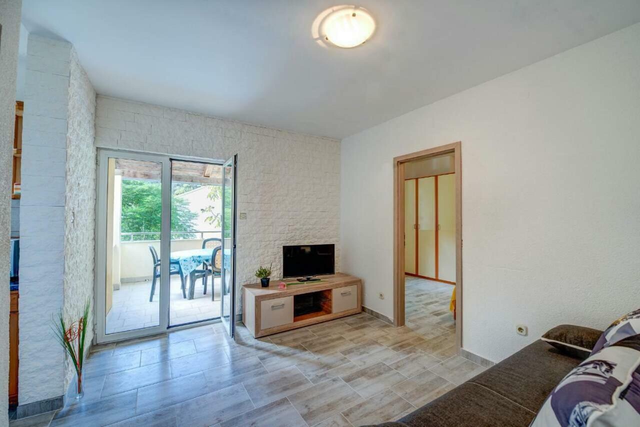 Apartments Savar - Ilo Brbinj Luaran gambar