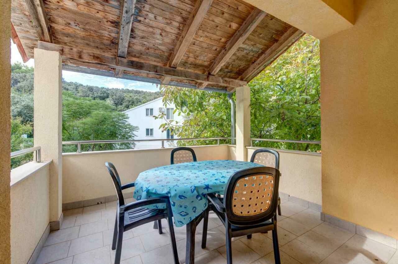 Apartments Savar - Ilo Brbinj Luaran gambar